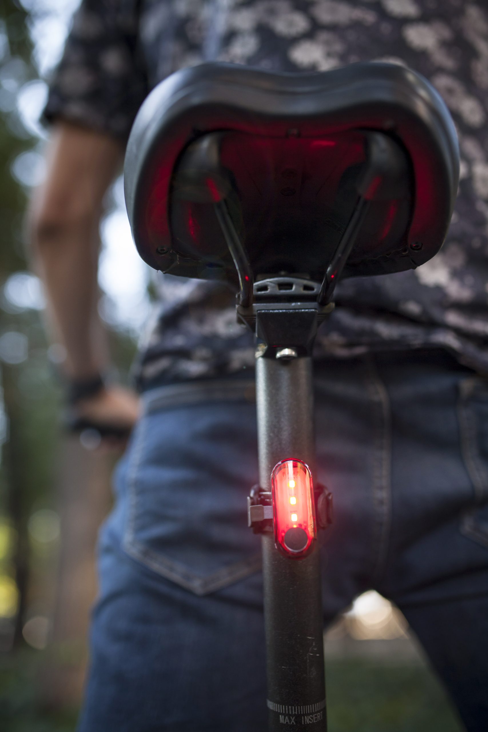 Set de luces para bicicleta delantero-trasero recargable BonTracker® Urban - Imagen 4